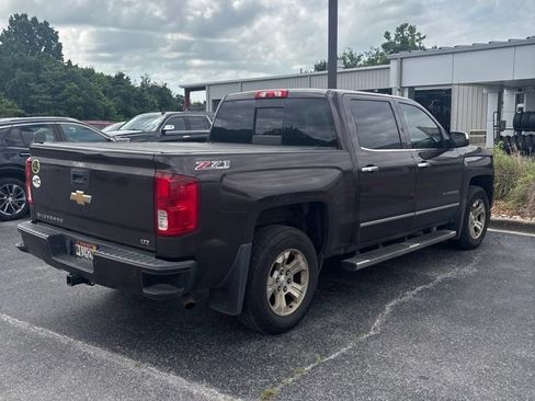 Used 2016 Chevrolet Silverado 1500 LTZ Z71 w/ LTZ Plus Package AWD/4WD image 3