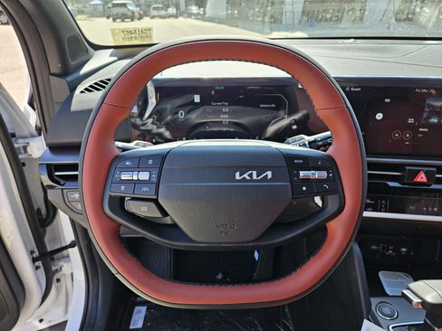 New 2026 Kia Sportage SX image 14