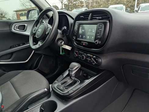 Used 2020 Kia Soul LX image 20