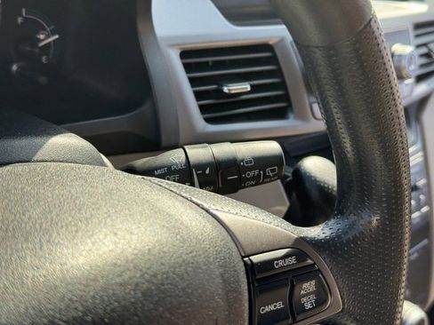 Used 2013 Honda Odyssey LX image 18