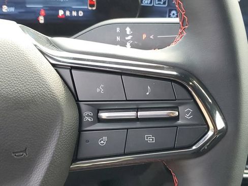 Certified 2024 Chevrolet Equinox EV RS FWD image 23