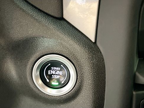 Used 2024 Chevrolet Silverado 1500 Custom image 23