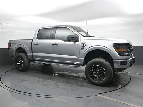 Used 2024 Ford F150 XLT image 4