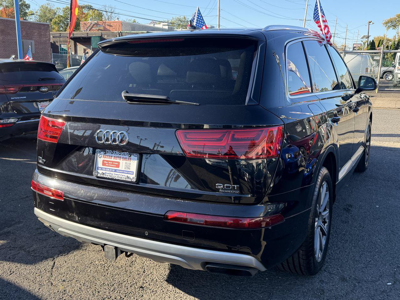 Used 2018 Audi Q7 3.0T Prestige w/ Prestige Package AWD/4WD image 10