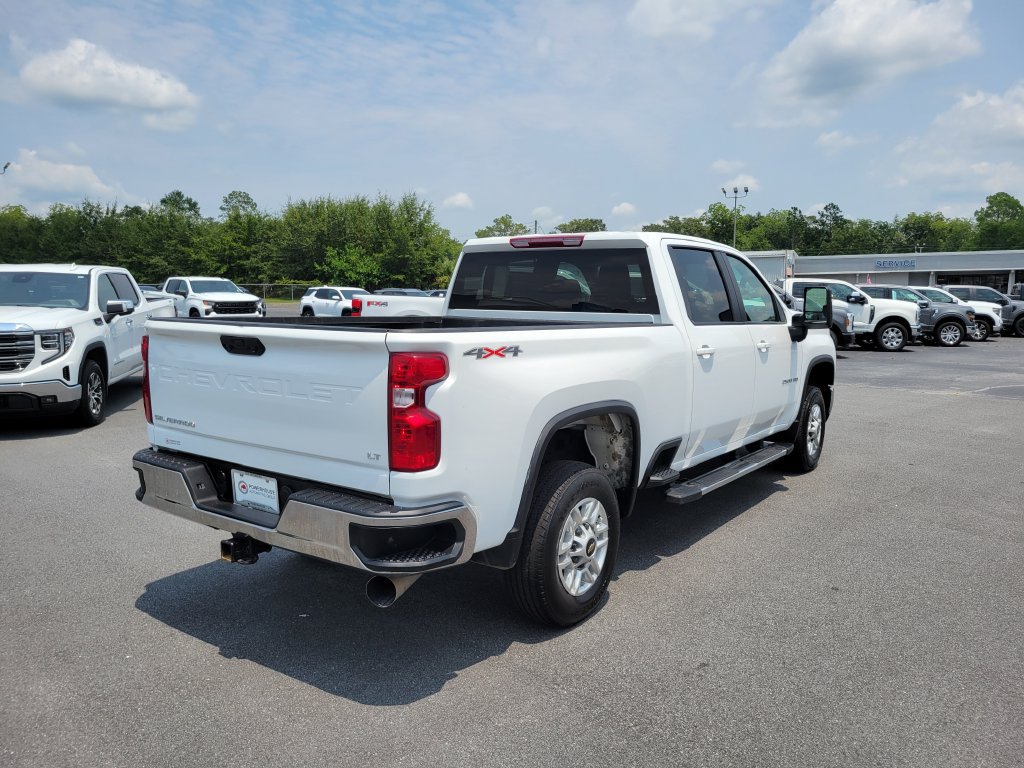 Used 2025 Chevrolet Silverado 2500 LT w/ Convenience Package AWD/4WD image 6