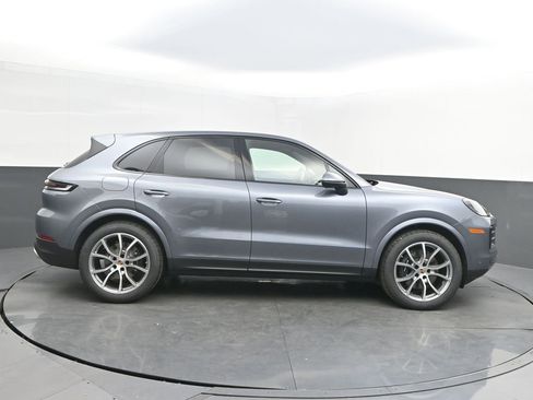 New 2026 Porsche Cayenne AWD/4WD image 8