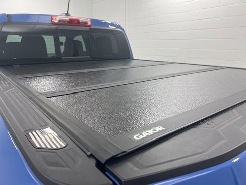 Used 2025 GMC Canyon Elevation w/ Convenience Package image 10