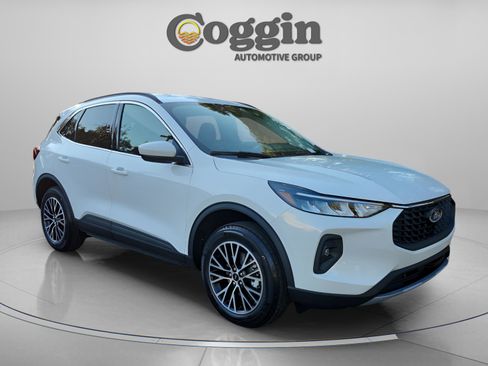 New 2026 Ford Escape SE image 8