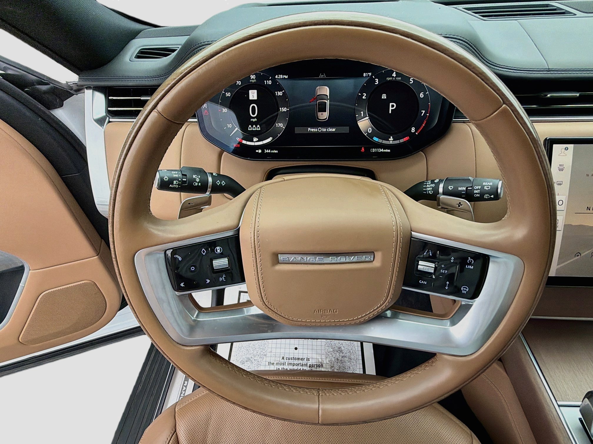 Used 2024 Land Rover Range Rover SE AWD/4WD image 40