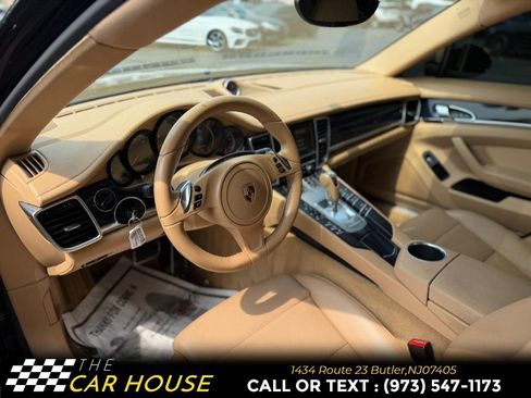 Used 2013 Porsche Panamera RWD image 16