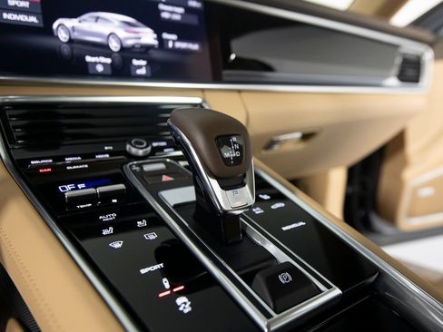 Certified 2021 Porsche Panamera 4S AWD/4WD image 27