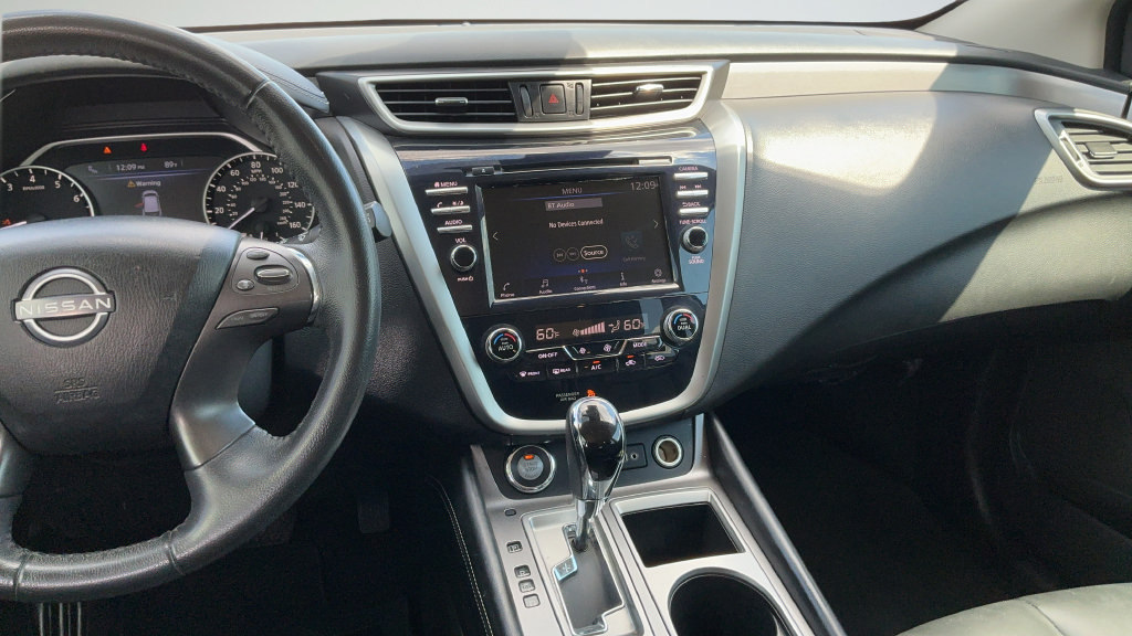 Used 2023 Nissan Murano SV FWD image 8