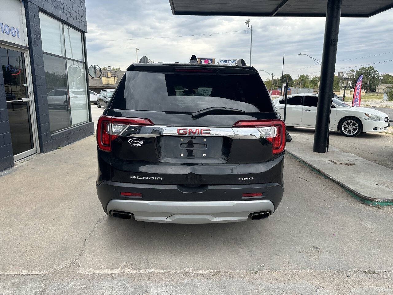 Used 2020 GMC Acadia SLT AWD/4WD image 7