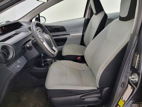 Used 2013 Toyota Prius C One FWD image 15