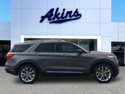 Certified 2023 Ford Explorer Platinum w/ Technology Package