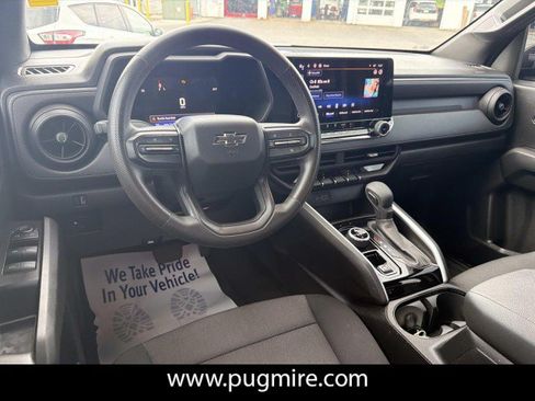 Used 2023 Chevrolet Colorado Trail Boss w/ Technology Package AWD/4WD image 22