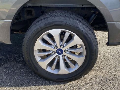 Used 2018 Ford F150 XL w/ Equipment Group 101A Mid AWD/4WD image 9