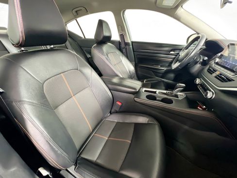 Used 2021 Nissan Altima 2.5 SR FWD image 30