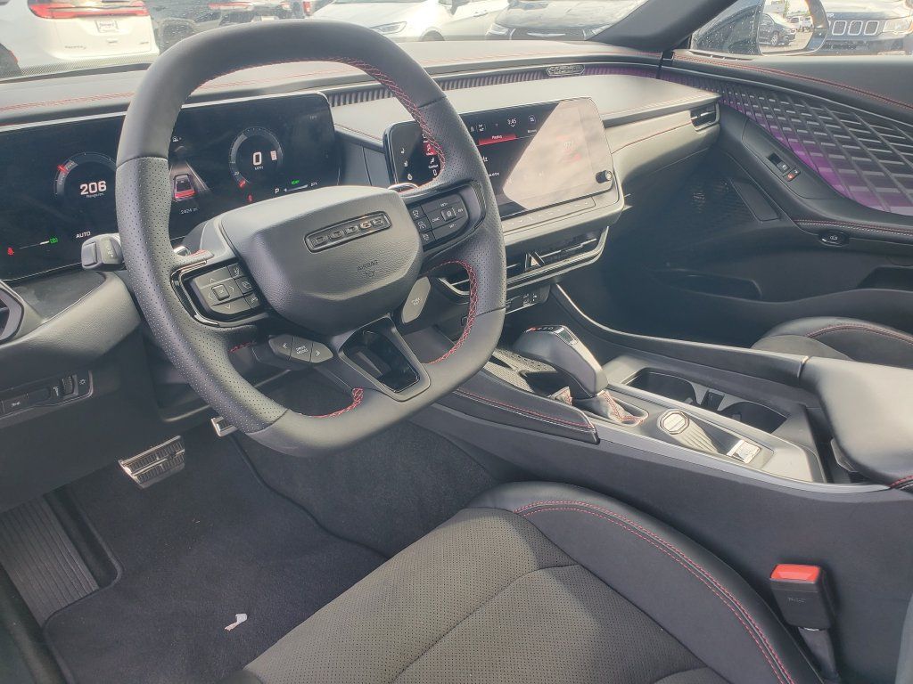 Used 2024 Dodge Charger Daytona Scat Pack w/ Plus Group AWD/4WD image 8