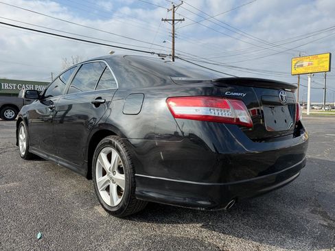 Used 2010 Toyota Camry SE image 7