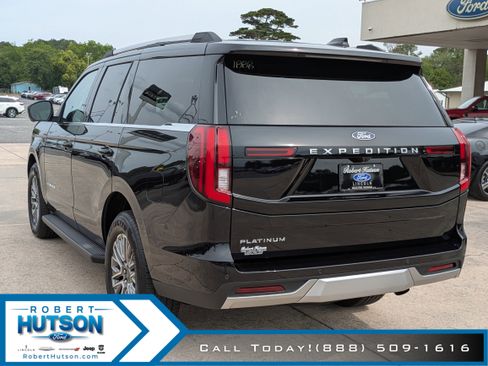 New 2026 Ford Expedition Platinum AWD/4WD image 8