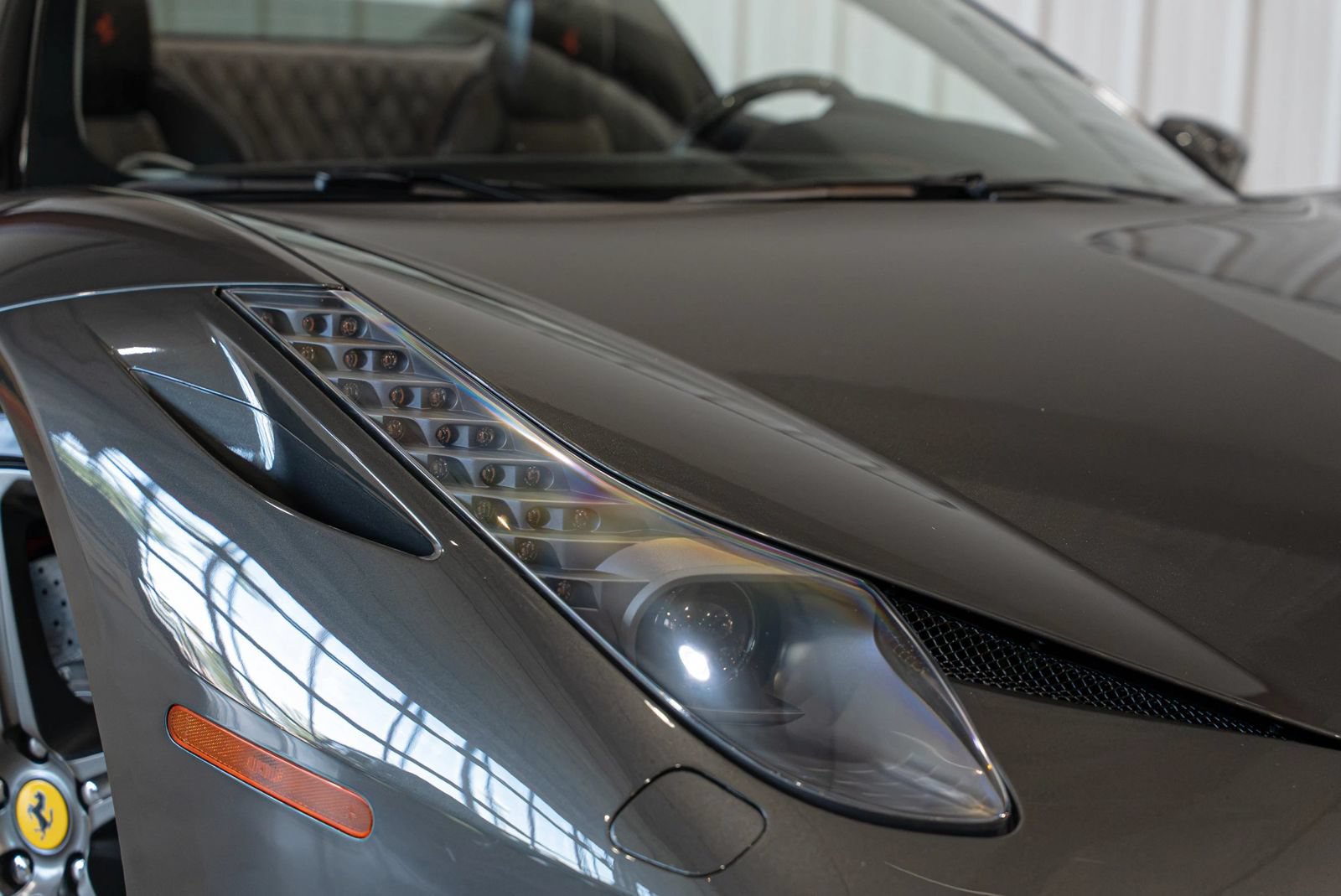Used 2013 Ferrari 458 Spider RWD image 4