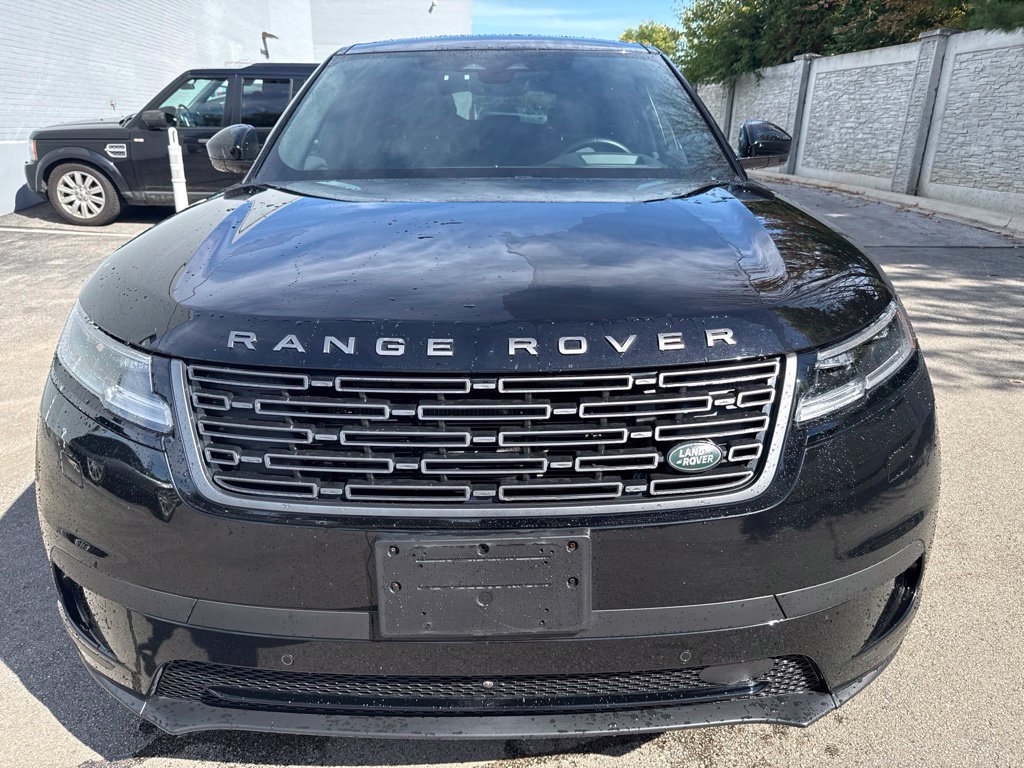 Used 2025 Land Rover Range Rover Velar S AWD/4WD image 8