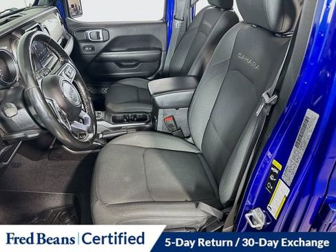 Used 2020 Jeep Wrangler Unlimited Sahara image 14