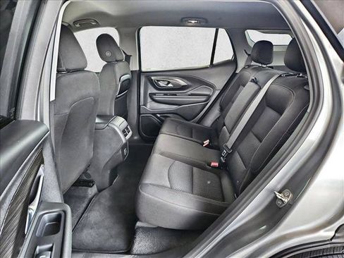 Used 2024 GMC Terrain SLE FWD image 18