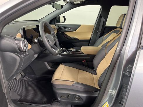 New 2026 Chevrolet Equinox ACTIV w/ Convenience Package III FWD image 23