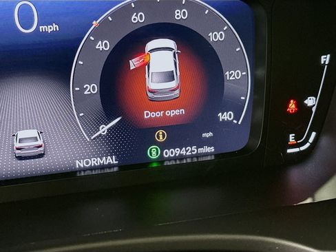 Used 2025 Honda Civic Sport Touring image 19