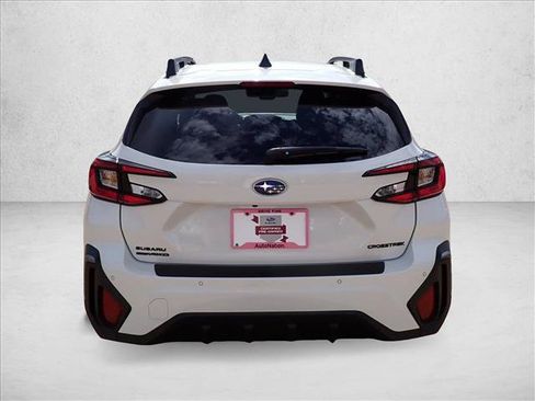 Used 2026 Subaru Crosstrek 2.5i Limited AWD/4WD image 3