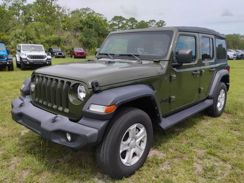 Used 2022 Jeep Wrangler Unlimited Sport AWD/4WD image 1