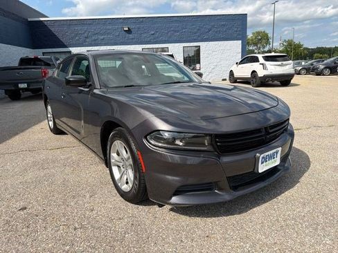 Used 2023 Dodge Charger SXT RWD image 7
