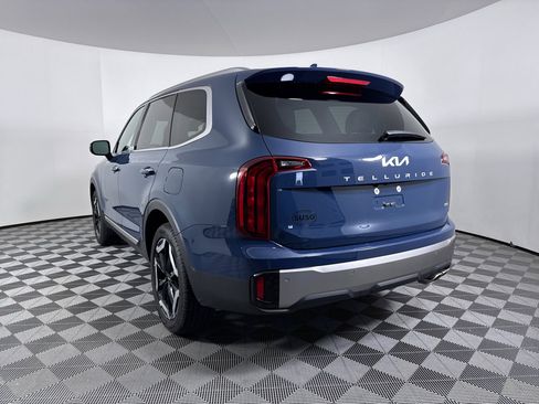 Used 2025 Kia Telluride S AWD/4WD image 18