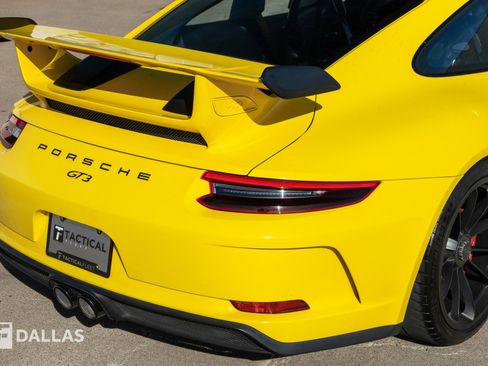 Used 2018 Porsche 911 GT3 w/ Sport Chrono Package image 18
