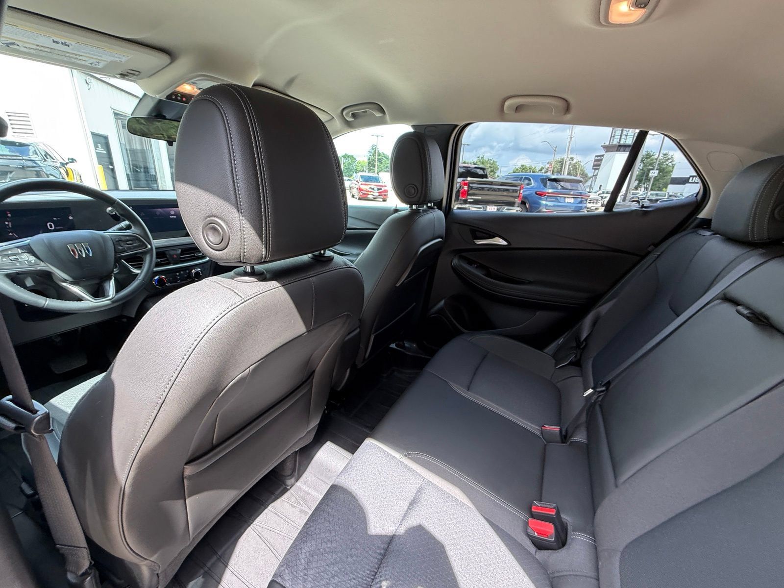 Used 2024 Buick Encore GX Preferred w/ Comfort Package AWD/4WD image 24