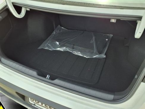 New 2026 Kia K4 EX image 18