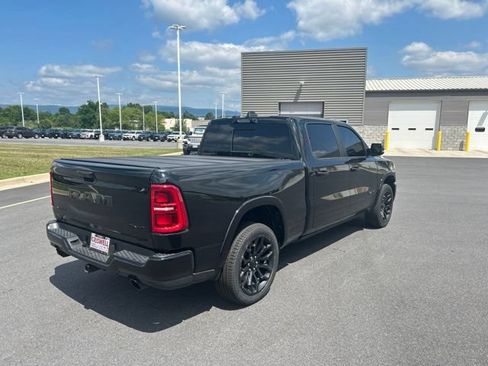 Used 2025 RAM 1500 Limited AWD/4WD image 5