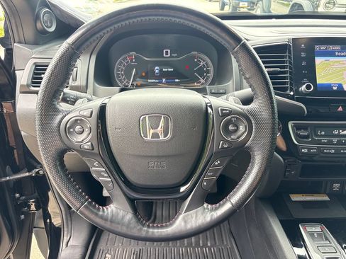 Used 2022 Honda Ridgeline Black Edition image 17