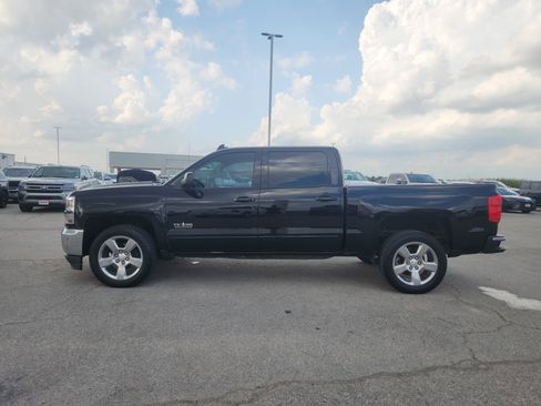 Used 2018 Chevrolet Silverado 1500 LT w/ Texas Edition RWD image 4