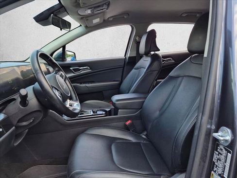Used 2023 Kia Sportage EX FWD image 14