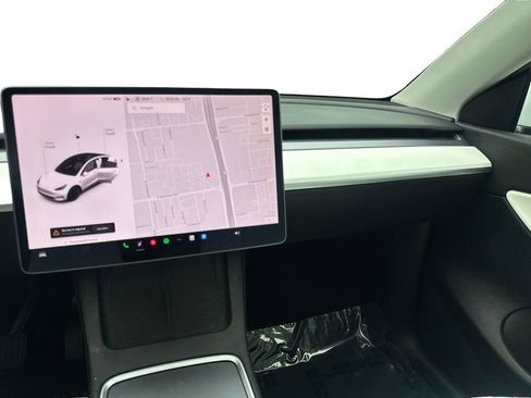 Used 2021 Tesla Model Y Long Range AWD/4WD image 54