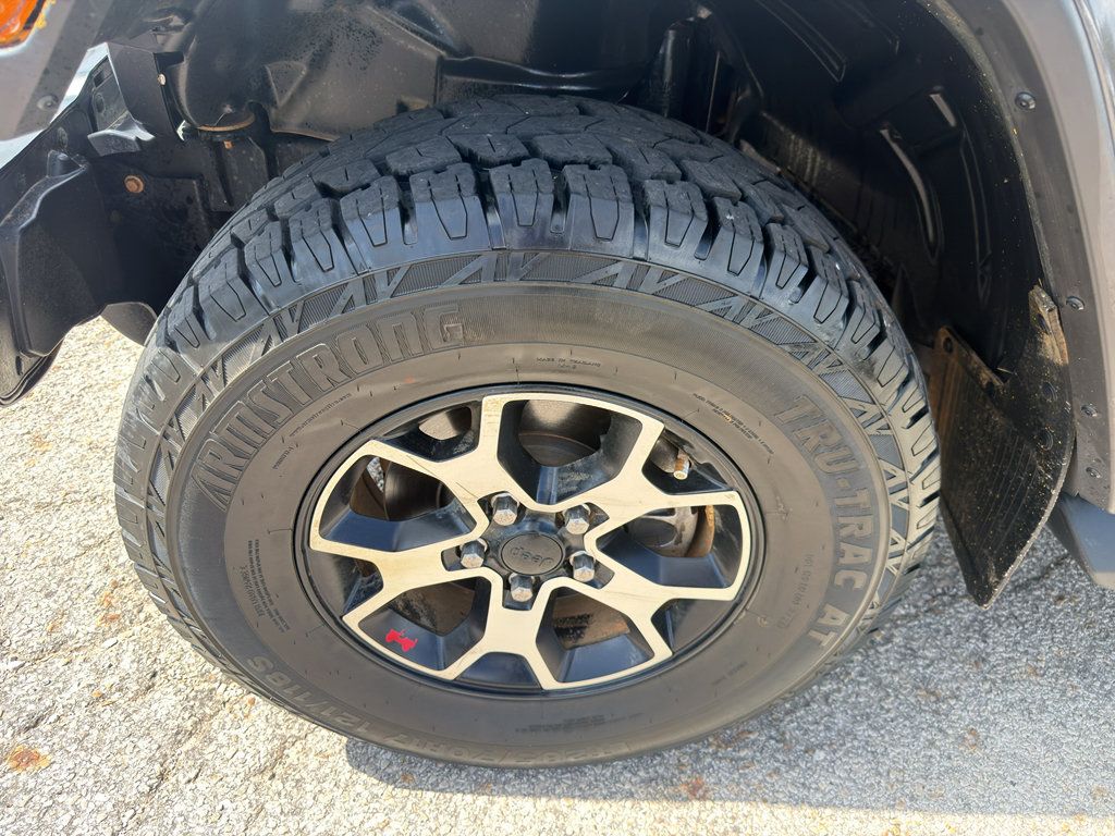 Used 2021 Jeep Wrangler Unlimited Rubicon AWD/4WD image 22