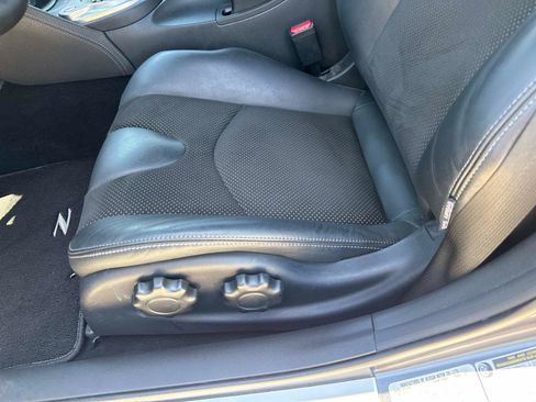 Used 2020 Nissan 370Z Touring Sport RWD image 14