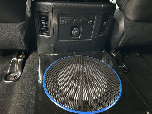 Used 2015 RAM 1500 Laramie w/ Convenience Group image 16