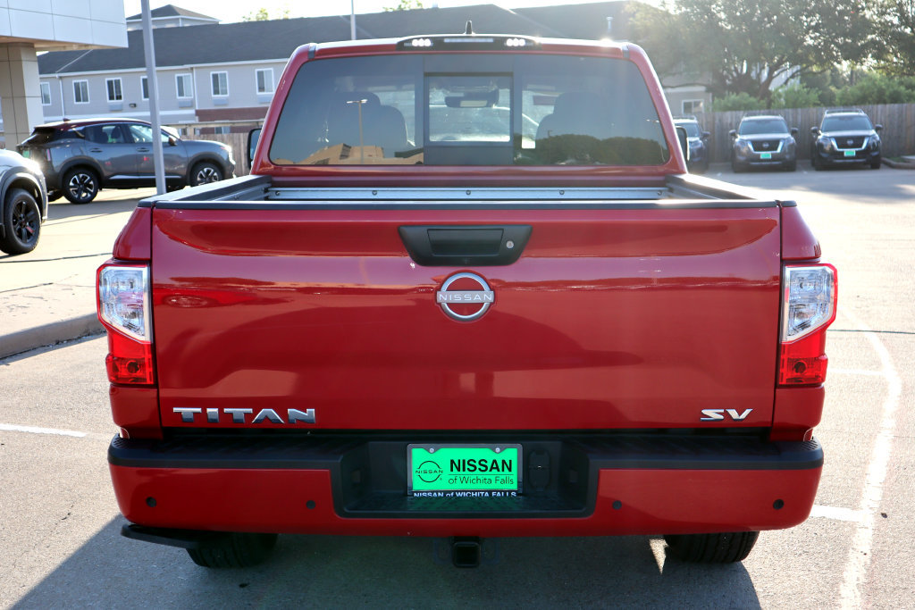 Certified 2024 Nissan Titan SV w/ SV Convenience Package RWD image 7