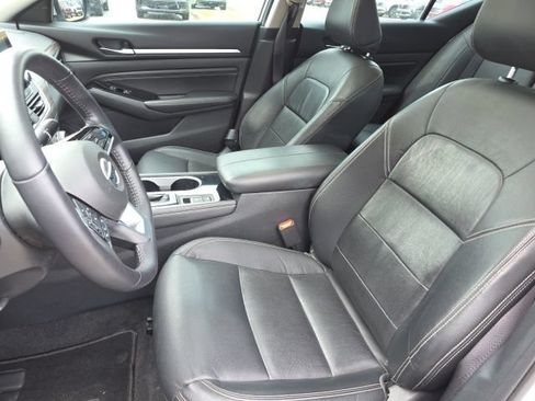 Used 2021 Nissan Altima 2.5 Platinum AWD/4WD image 7