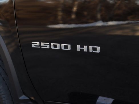 Used 2024 Chevrolet Silverado 2500 LTZ image 35