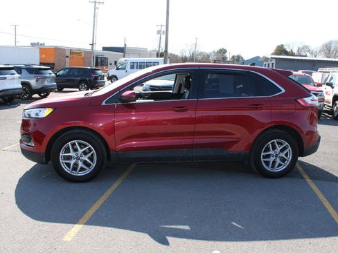 Used 2021 Ford Edge SEL w/ Convenience Package image 5